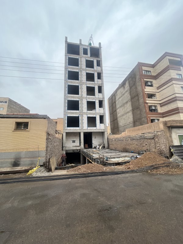 آرماتور بندی حیاط پروژه بلوار شیراز