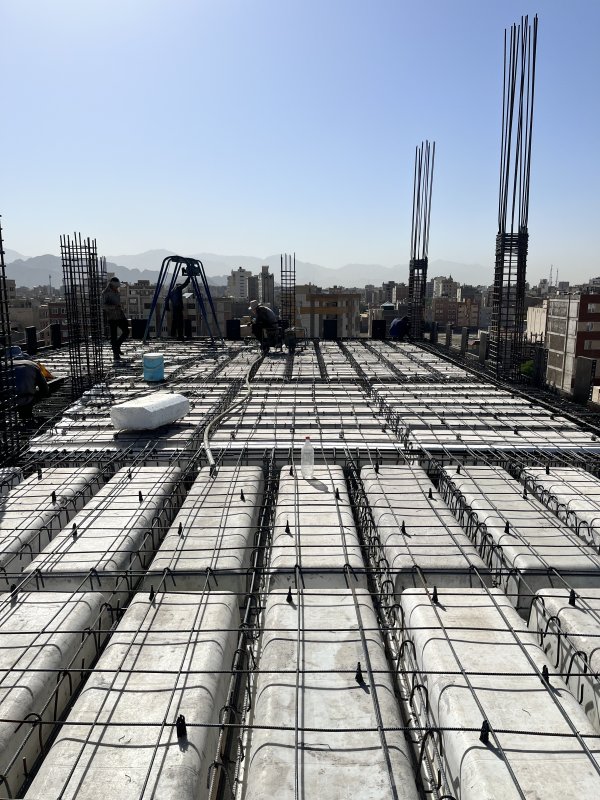 بتن ریزی سقف وافل پروژه جمالی